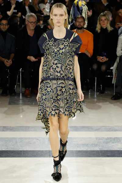 Look 43